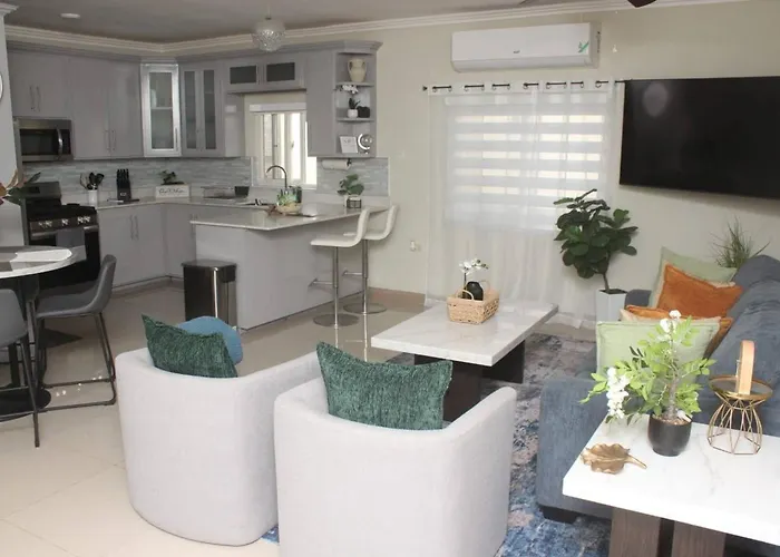 Island Vyb Luxe Ochi Rios With Solar System