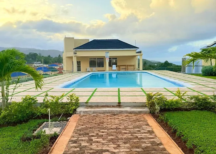 Island Vyb Luxe Ochi Rios With Solar System Holiday home Ocho Rios