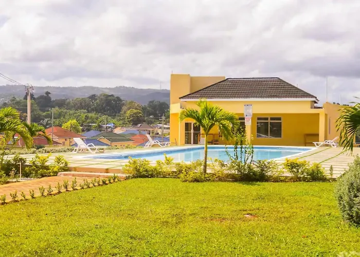 Holiday home Island Vyb Luxe Ochi Rios With Solar System *
